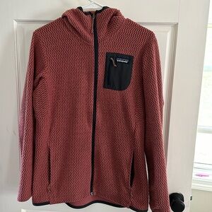 Patagonia hooded R1 fleecejacket